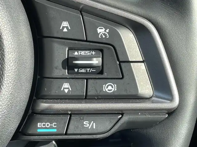 スバル フォレスター ハイブリッド アドバンス 和歌山県 2022(令4)年 1.3万km クリスタルホワイトP 純正ナビ（CN-FX800D）/バック・カメラ/フルセグTV/TVキャンセラー/（AM/FM/CD/DVD/BT/Bluray）/横滑り防止/BSM/衝突軽減ブレーキ/レーダークルコン/レーンキープアシスト/ビルトインETC/ドライブレコーダー/デジタルインナーミラー/シートヒーター/シートメモリー/パワーシート/ステアリングヒーター/パドルシフト/ハーフレザーシート/オートライト/電動リアゲート/