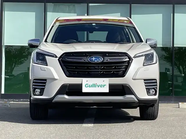 スバル フォレスター ハイブリッド アドバンス 和歌山県 2022(令4)年 1.3万km クリスタルホワイトP 純正ナビ（CN-FX800D）/バック・カメラ/フルセグTV/TVキャンセラー/（AM/FM/CD/DVD/BT/Bluray）/横滑り防止/BSM/衝突軽減ブレーキ/レーダークルコン/レーンキープアシスト/ビルトインETC/ドライブレコーダー/デジタルインナーミラー/シートヒーター/シートメモリー/パワーシート/ステアリングヒーター/パドルシフト/ハーフレザーシート/オートライト/電動リアゲート/