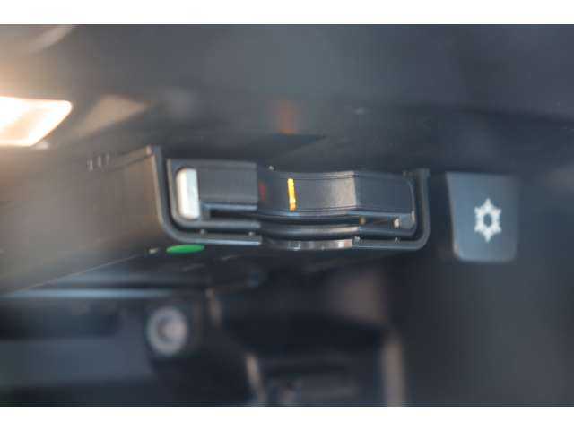 ボルボ ボルボ ＸＣ４０ B4 AWD Rデザイン 大分県 2020(令2)年 6.4万km クリスタルホワイトP ＩＮＴＥＬＬＩＳＡＦＥ/アダプティブクルーズコントロール/harman/kardonプレミアムサウンド/純正ナビ/ＣａｒＰｌａｙ/Bluetooth/地デジ/ワイヤレス充電/３６０°カメラ/ハーフレザー/シートヒーター（全席）/パワーシート/ステアリングヒーター/LEDヘッドライト/オートハイビーム/純正１９インチＡＷ/ＥＴＣ/純正ドライブレコーダー前後