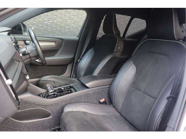 ボルボ ボルボ ＸＣ４０ B4 AWD Rデザイン 大分県 2020(令2)年 6.4万km クリスタルホワイトP ＩＮＴＥＬＬＩＳＡＦＥ/アダプティブクルーズコントロール/harman/kardonプレミアムサウンド/純正ナビ/ＣａｒＰｌａｙ/Bluetooth/地デジ/ワイヤレス充電/３６０°カメラ/ハーフレザー/シートヒーター（全席）/パワーシート/ステアリングヒーター/LEDヘッドライト/オートハイビーム/純正１９インチＡＷ/ＥＴＣ/純正ドライブレコーダー前後