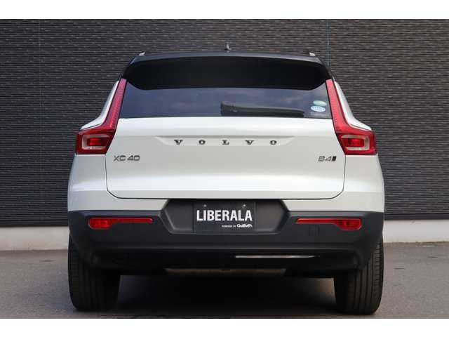 ボルボ ボルボ ＸＣ４０ B4 AWD Rデザイン 大分県 2020(令2)年 6.4万km クリスタルホワイトP ＩＮＴＥＬＬＩＳＡＦＥ/アダプティブクルーズコントロール/harman/kardonプレミアムサウンド/純正ナビ/ＣａｒＰｌａｙ/Bluetooth/地デジ/ワイヤレス充電/３６０°カメラ/ハーフレザー/シートヒーター（全席）/パワーシート/ステアリングヒーター/LEDヘッドライト/オートハイビーム/純正１９インチＡＷ/ＥＴＣ/純正ドライブレコーダー前後