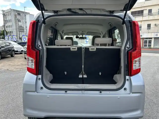 ダイハツ ムーヴ X SA 沖縄県 2015(平27)年 5.4万km ブライトシルバーメタリック (株)IDOMが運営する【じしゃロンコザ店】の自社ローン対象車両になります。こちらは現金ご利用時の価格です。自社ローンご希望の方は別途その旨お申付け下さい。/・プッシュスタート /・純正ナビ /・フルセグTV /・Bluetooth接続 /・バックカメラ /・ETC　/・前後ドライブレコーダー　/・横滑り防止装置　/・衝突被害軽減ブレーキ　/・純正フロアマット　/・純正アルミホイール　