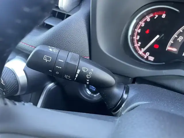 トヨタ ＲＡＶ４ アドベンチャー オフロードPKG 東京都 2021(令3)年 1.7万km スーパーホワイトⅡ 純正9インチディスプレイオーディオ/フルセグ/パノラミックビューモニター/ビルトインETC2.0/ドライブレコーダー/ルーフレール/パワーシート/LEDヘッドライト/スマートキー/Toyota Safety Sense/・プリクラッシュセーフティ/・レーントレーシングアシスト/・レーダークルーズコントロール/・オートマチックハイビーム/・ブラインドスポットモニター/・コーナーセンサー