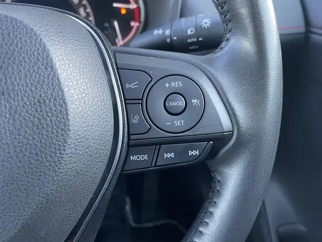 トヨタ ＲＡＶ４ アドベンチャー オフロードPKG 東京都 2021(令3)年 1.7万km スーパーホワイトⅡ 純正9インチディスプレイオーディオ/フルセグ/パノラミックビューモニター/ビルトインETC2.0/ドライブレコーダー/ルーフレール/パワーシート/LEDヘッドライト/スマートキー/Toyota Safety Sense/・プリクラッシュセーフティ/・レーントレーシングアシスト/・レーダークルーズコントロール/・オートマチックハイビーム/・ブラインドスポットモニター/・コーナーセンサー