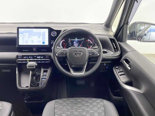 トヨタ ヴォクシー S－Z 宮崎県 2023(令5)年 1.1万km アティチュードブラックマイカ Toyota Safety Sense/〇プリクラシュセーフティ/〇レーンディパーチャーアラート/〇パーキングサポートブレーキ/〇プロアクティブドライビングアシスト/〇ロードサインアシスト/〇レーダークルーズコントロール/〇オートマチックハイビーム/〇クリアランスソナー/〇発進遅れ告知/純正10.5インチナビ/フルセグＴＶ/CD/DVD/Bluetooth/バックカメラ/両側パワースライドドア/ハーフレザーシート/シートヒーター/LEDヘッドライト/純正17インチAW/ビルトインETC2.0/スマートキー×２/前後ドライブレコーダー/保証書/取扱説明書