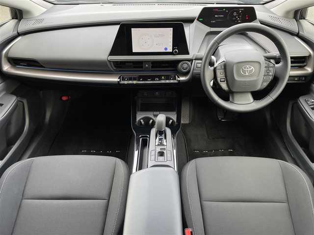 トヨタ プリウス G 島根県 2023(令5)年 0.6万km アティチュードブラックマイカ トヨタセーフティセンス/純正ディスプレイオーディオ/フルセグTV/Bluetooth/USB/パノラミックビューモニター/レーダークルーズコントロール/LEDオートライト/オートマチックハイビーム /クリアランスソナー/BSM/ビルトインETC2.0/純正19インチアルミホイール/純正フロアマット/純正ドアバイザー/スマートキー/プッシュスタート