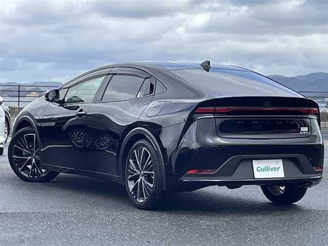 トヨタ プリウス G 島根県 2023(令5)年 0.6万km アティチュードブラックマイカ トヨタセーフティセンス/純正ディスプレイオーディオ/フルセグTV/Bluetooth/USB/パノラミックビューモニター/レーダークルーズコントロール/LEDオートライト/オートマチックハイビーム /クリアランスソナー/BSM/ビルトインETC2.0/純正19インチアルミホイール/純正フロアマット/純正ドアバイザー/スマートキー/プッシュスタート