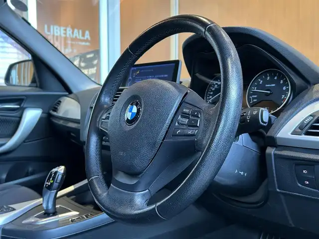 ＢＭＷ １１６ｉ 宮城県 2012(平24)年 13.2万km サファイアブラックP 純正ナビ/社外フルセグTV/ETC/ブラックキドニーグリル（純正グリル有り）/ドアバイザー/オートライト/社外16インチAW