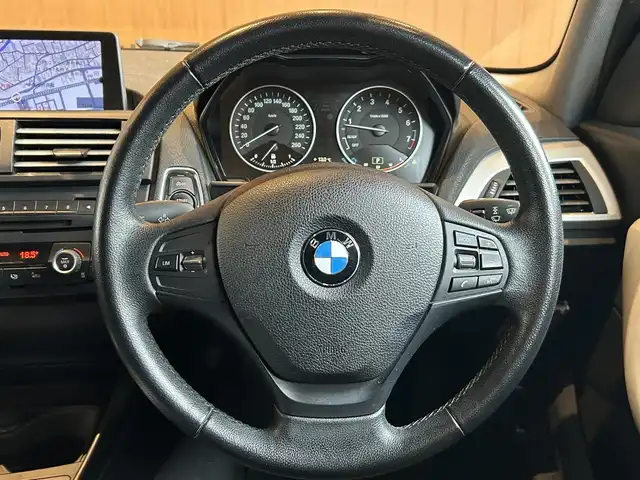 ＢＭＷ １１６ｉ 宮城県 2012(平24)年 13.2万km サファイアブラックP 純正ナビ/社外フルセグTV/ETC/ブラックキドニーグリル（純正グリル有り）/ドアバイザー/オートライト/社外16インチAW
