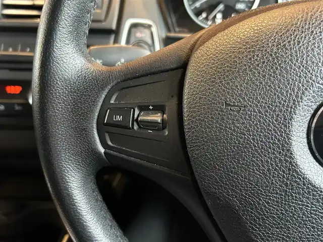 ＢＭＷ １１６ｉ 宮城県 2012(平24)年 13.2万km サファイアブラックP 純正ナビ/社外フルセグTV/ETC/ブラックキドニーグリル（純正グリル有り）/ドアバイザー/オートライト/社外16インチAW