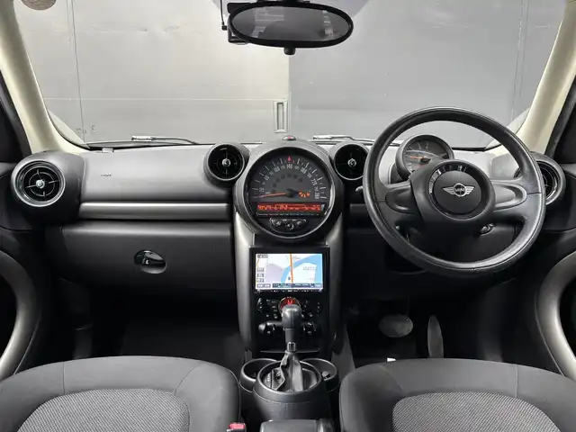 ＭＩＮＩ ミニ クロスオーバー クーパー D 和歌山県 2016(平28)年 6.7万km 黒 ワンオーナー　/フルセグＴＶ　/純１７ｉｎｃＡＷ　/ドライブレコーダー　/Ｂｌｕｅｔｏｏｔｈオーディオ　/キーレス　/ＨＩＤライト　/ＥＴＣ