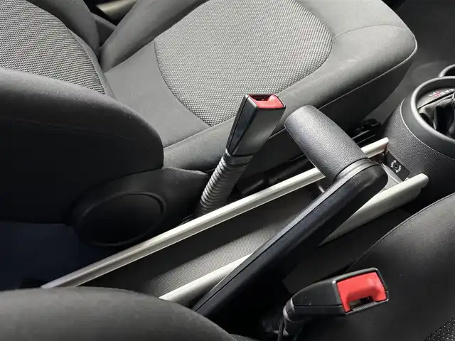 ＭＩＮＩ ミニ クロスオーバー クーパー D 和歌山県 2016(平28)年 6.7万km 黒 ワンオーナー　/フルセグＴＶ　/純１７ｉｎｃＡＷ　/ドライブレコーダー　/Ｂｌｕｅｔｏｏｔｈオーディオ　/キーレス　/ＨＩＤライト　/ＥＴＣ