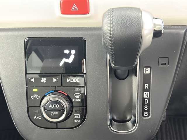ダイハツ ミラ トコット G SA Ⅲ 愛知県 2019(平31)年 2万km セラミックグリーンM 純正7型ナビ【Bluetooth CD DVD SD　品番：NMZK-W69D2】/ドライブレコーダー/全方位カメラ/衝突軽減/横滑り防止装置/前後コーナーセンサー/オートマチックハイビーム/オートライト/LEDライト/前席シートヒーター/純正フロアマット/夏タイヤ積載/スマートキー【スペア1本】/禁煙車
