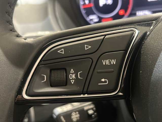 アウディ Ｑ２ 35TDIスポーツ 新潟県 2020(令2)年 3.4万km ミトスブラックメタリック ワンオーナー/バーチャルコックピット/オートマチックテールゲート/アシスタンスパッケージ/・サイドアシスト/・アクティブレーンアシスト/・トラフィックジャムアシスト/・リヤクロストラフィックアシスト/・プレセンスベーシック/・ハイビームアシスト/ナビゲーションパッケージ/・MMIナビゲーションシステム/・TVチューナー/・8スピーカー/・スマートフォンインターフェイス/・Audi connect/主要装備/ベーシックパッケージ/・デラックスオートマチックエアコンディショナー/・ルームミラー 自動防眩/・DIS（ドライバーインフォメーションシステム）/マルチファンクション/・センターアームレスト（フロント）/コンビニエンスパッケージ/・アドバンストキーシステム/・リヤビューカメラ/・アウディパーキングシステム/LEDライトパッケージ/・LEDヘッドライト/・LEDリヤダイナミックターンインディケーター/・ヘッドライトウォッシャー/・LEDインテリアライティング/ドライブレコーダー/ETC/シートヒーター/純正17インチアルミホイール