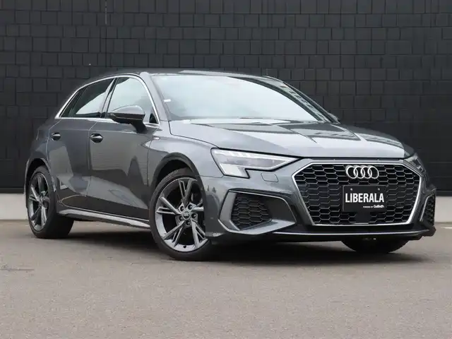 アウディ Ａ３ SB 30TFSI Sライン 宮城県 2023(令5)年 5万km デイトナグレーパールエフェクト 純正ナビ【ＢＴ／フルセグＴＶ／ＵＳＢ】/パドルシフト　/バックカメラ　/アダプティブクルーズコントロール/Audiプレセンス/レーン逸脱警告/パーキングアシスト　/レザーシート　/バーチャルコックピット　/シートヒーター(DN席)/パワーシート(DN席)　/ドライブレコーダー　/純正１８インチＡＷ/LEDヘッドライト/プッシュスタート/アドバンスドキー/MTモード付/オートライト/コーナーセンサー(前後)/ETC2.0/禁煙車
