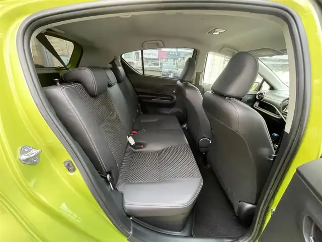 トヨタ アクア X－URBAN ソリッド 愛知県 2016(平28)年 6.3万km フレッシュグリーンマイカメタリック /当店買取/禁煙/1オーナー//純正SDナビNSZN-W64T//フルセグTV/CD/DVD/SD/Bluetooth//バックカメラ/純正ドラレコ//ハーフレザー/革巻きステア//PCS/レーンキープ//LEDヘッド/Aライト/AHB/LEDフォグ//純正16AW/純正Fマット/ドアバイザー//ビルトインETC//保証書/取説/ナビ取説/スペアキー/スマートキー