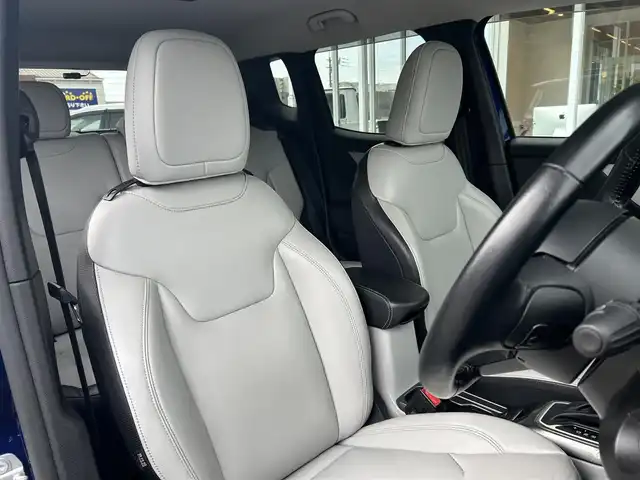 クライスラー・ジープ ジープ レネゲード リミテッド 福岡県 2021(令3)年 5.5万km 青Ｍ アダプティブクルーズコントロール/レーンキープアシスト/ブラインドスポットモニター/白革シート/前席シートヒーター/Ｕｃｏｎｎｅｃｔ　/Ａｐｐｌｅｃａｒｐｌａｙ/ａｎｄｒｏｉｄａｕｔｏ　/フルセグTV/Bluetooth/バックカメラ/LEDヘッドライト/ハンドルヒーター/ステアリングスイッチ/前後ドライブレコーダー/純正17インチアルミホイール/ETC2.0