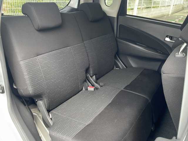 ダイハツ ムーヴ カスタム RS SA 兵庫県 2013(平25)年 4.5万km ブライトシルバーメタリック 保証書・取説・有/社外メモリーナビ・フルセグ・BT・CD・DVD・FM・AM/バックカメラ/ETC/バックカメラ/衝突被害軽減ブレーキ/アイドリングストップ/MOMOステアリング/プッシュスタート/スマートキー×2/純正フロアマット/純正ドアバイザー