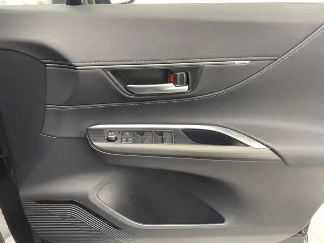 トヨタ ハリアー ハイブリッド Z 滋賀県 2021(令3)年 5.1万km ブラック 禁煙車/純正メーカーナビ【AM/FM/USB/Bluetooth/Miracast】/全方位カメラ/JBLサウンド/モデリスタエアロ【フロント/サイド/リア】/デジタルインナーミラー/ビルトインETC/D席パワーシート/パワーバックドア/レーダークルーズコントロール/前後コーナーセンサー/オートマチックハイビーム/ブレーキホールド/ステアリングスイッチ/スマートキー/プッシュスタート