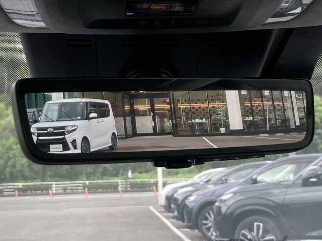 トヨタ プリウス Z 佐賀県 2023(令5)年 1.9万km プラチナホワイトパールマイカ 純正12.3インチナビ/パノラマミックビューモニター/プリクラッシュセーフティ/レーンディパーチャーアラート/ブラインドスポットモニター/クリアランスソナー/リアクロストラフィックアラート/アダプティブクルーズコントロール/オートハイビーム/デジタルインナーミラー（前方録画機能付き）/パーキングアシスト/ETC2.0/ワイアレス充電/電動パーキングブレーキ/オートブレーキホールド/ステアリングヒーター/ステアリングリモコン/AC100V/レザーシート/シートヒーター/エアシート/メモリ付きパワーシート/プッシュスタート/スマートキー/LEDヘッドライト/純正アルミホイール