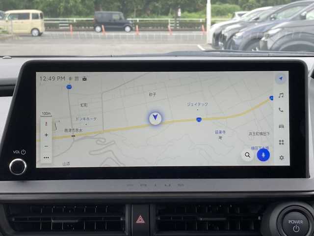 トヨタ プリウス Z 佐賀県 2023(令5)年 1.9万km プラチナホワイトパールマイカ 純正12.3インチナビ/パノラマミックビューモニター/プリクラッシュセーフティ/レーンディパーチャーアラート/ブラインドスポットモニター/クリアランスソナー/リアクロストラフィックアラート/アダプティブクルーズコントロール/オートハイビーム/デジタルインナーミラー（前方録画機能付き）/パーキングアシスト/ETC2.0/ワイアレス充電/電動パーキングブレーキ/オートブレーキホールド/ステアリングヒーター/ステアリングリモコン/AC100V/レザーシート/シートヒーター/エアシート/メモリ付きパワーシート/プッシュスタート/スマートキー/LEDヘッドライト/純正アルミホイール