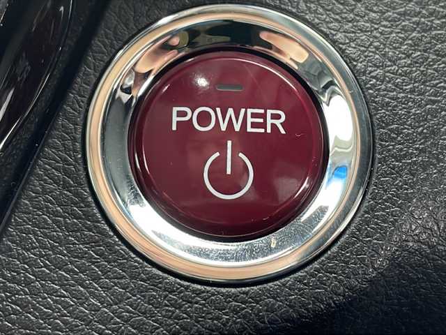 ホンダ ヴェゼル ハイブリッド Z 愛知県 2014(平26)年 1.3万km ルーセブラックM 純正ナビ【NVF-8438ZH】/　(フルセグTV/AM/FM/CD/Bluetooth)/シティーブレーキアクティブシステム/リアクティブフォースペダル/バックカメラ/純正ビルトインETC/LEDヘッドライト/フォグランプ/パドルシフト/ステアリングスイッチ/純正フロアマット/純正17インチアルミホイール/電動格納ウィンカーミラー/ドアバイザー/エアバッグ(W+サイド＋カーテン)/プッシュスタート