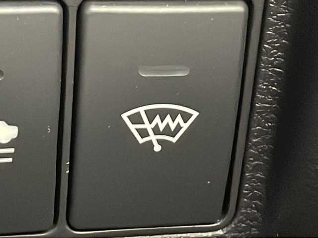 ホンダ ヴェゼル ハイブリッド Z 愛知県 2014(平26)年 1.3万km ルーセブラックM 純正ナビ【NVF-8438ZH】/　(フルセグTV/AM/FM/CD/Bluetooth)/シティーブレーキアクティブシステム/リアクティブフォースペダル/バックカメラ/純正ビルトインETC/LEDヘッドライト/フォグランプ/パドルシフト/ステアリングスイッチ/純正フロアマット/純正17インチアルミホイール/電動格納ウィンカーミラー/ドアバイザー/エアバッグ(W+サイド＋カーテン)/プッシュスタート