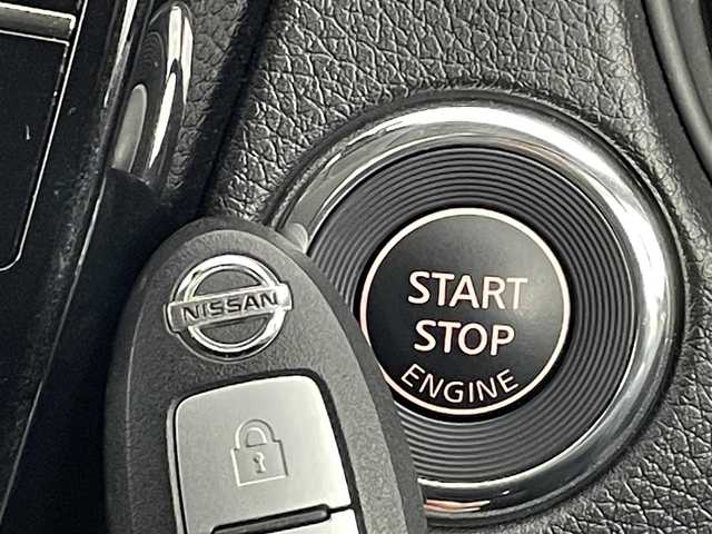 日産 エクストレイル 20Xi エクストリーマーX 道央・札幌 2018(平30)年 1.9万km ブリリアントホワイトパール ・ワンオーナー/・４WD/・寒冷地仕様/・純正SDナビ/　CD／DVD／SD／フルセグ/・全方位カメラ/・デジタルインナーミラー/・純正ETC/・純正前方ドライブレコーダー/・プロパイロット/・レーダークルーズコントロール/・エマージェンシーブレーキ/・横滑り防止/・レーンキープアシスト/・ダウンヒルアシストコントロール/・後側方車両検知警報/・後退時車両検知警報/・純正サマー18インチAW/・純正フロアマット/・LEDヘッドライト/・フォグライト/・オートライト/・プッシュスタート/・スマートキー/・スペアキー/・保証書