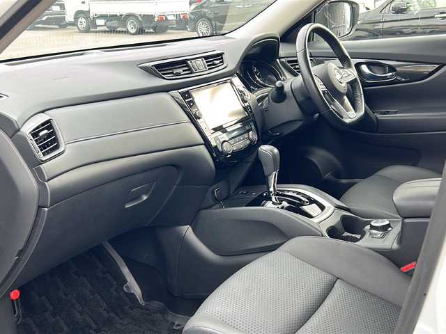 日産 エクストレイル 20Xi 石川県 2018(平30)年 1.9万km ブリリアントホワイトパール 9インチ純正SDナビ【CD/DVD/FM/AM/フルセグ/Bluetooth】/全方位カメラ/デジタルインナーミラー/前方ドライブレコーダー/ETC/４WD/寒冷地仕様/プロパイロット/パワーバックドア/レーダークルーズコントロール/前後コーナーセンサー/LEDヘッドライト/オートライト/横滑り防止/ダウンヒルアシストコントロール