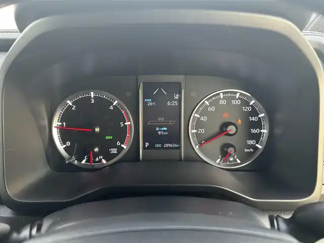 トヨタ グランエース プレミアム 千葉県 2021(令3)年 2.9万km ブラック 純正8インチナビ/(AM/FM、BT、TV、MIRACAST)/アラウンドビューモニター/衝突被害軽減システム/車線逸脱警報/オートクルーズコントロール/フリップダウンモニター/レザーシート/全席パワーシート/デジタルインナーミラー/両側パワースライドドア/横滑り防止装置/ETC/前後ドライブレコーダー/アイドリングストップ/LEDヘッドライト/フォグランプ/オートライト/ウィンカーミラー/電動格納ミラー/純正17インチAW/シートヒーター/エアシート/シートリフター/ステアリングヒーター/プッシュスタート/スマートキー/フロアマット/スペアキー/取扱説明書/保証書