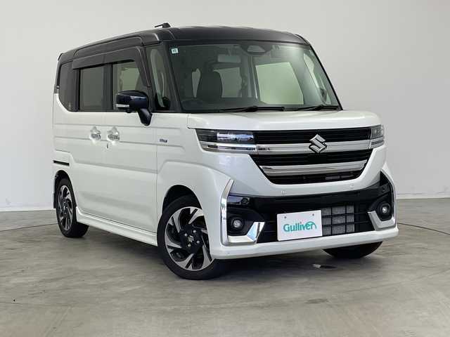 スズキ スペーシア カスタム HYBRID XS 新潟県 2024(令6)年 1.3万km ピュアホワイトパール/ブラック2トーン 4WD/純正メモリナビ/　フルセグTV/Bluetooth/CD/DVD/USB/レーダークルーズコントロール/全方位モニター/衝突被害軽減ブレーキ/レーンキープアシスト/前後コーナーセンサー/ハーフレザーシート/前席シートヒーター/両側パワースライドドア/前後ドライブレコーダー/ビルトインETC/アイドリングストップ/横滑り防止装置/オートマチックハイビーム/LEDヘッドライト/オートライト/ステアリングヒーター/シーケンシャルウインカー/ヘッドアップディスプレイ/社外AWセット冬タイヤ積込/レザーステアリング/ステアリングスイッチ/禁煙車