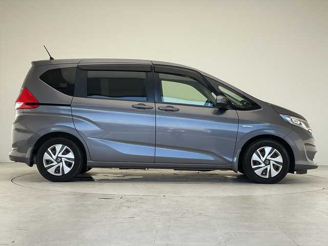 ホンダ フリード＋ ハイブリット G ホンダセンシング 愛知県 2016(平28)年 6.5万km モダンスティールM 衝突軽減システム/純正７型SDナビ/レーダークルーズコントロール/両側パワースライドドア/バックカメラ/LEDヘッドライト/ドライブレコーダー/ETC/ステアリングスイッチ/スマートキー/プッシュスタート/フルセグ/CD/DVD/Bluetooth