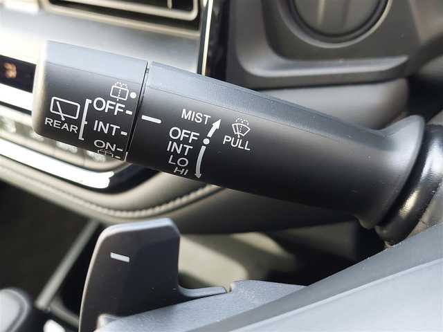 ホンダ ＷＲ－Ｖ Z+ ブラックスタイル 茨城県 2025(令7)年 0.2万km クリスタルブラックパール ホンダセンシング//衝突軽減ブレーキ（CMBS）//誤発進抑制機能//歩行者事故低減ステアリング//車線維持支援システム（LKAS）//追従機能付アダプティブ・クルーズ・コントロール（ACC）//標識認識機能/純正9インチナビ//AppleCarplay/フルセグTV/バックカメラ/ハーフレザーシート/ルーフレール/フロアマット