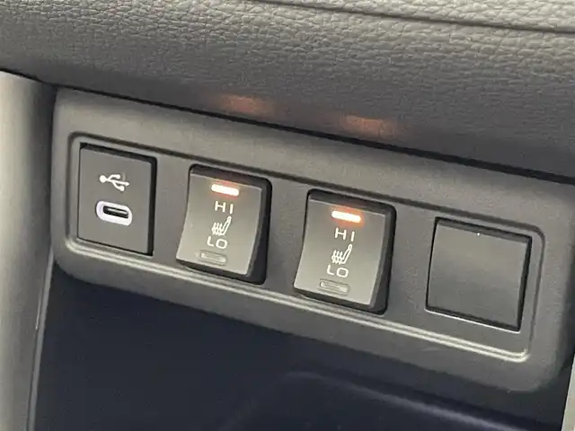 トヨタ カローラ クロス ハイブリッド Z 滋賀県 2024(令6)年 1.8万km アティチュードブラックマイカ モデリスタエアロ/パノラマルーフ/純正10.5インチナビ/・Bluetooth/USB/Miracast/フルセグ/パワーリアゲート/ハーフレザーシート/ブラインドスポットモニター/シートヒーター/バックカメラ/LEDヘッドライト/電子パーキング/前後ソナー/ステアリングリモコン/ルーフレール/純正１８AW/ビルトインETC/前後ドライブレコーダー