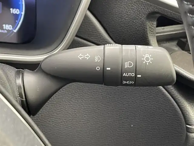 トヨタ カローラ クロス ハイブリッド Z 滋賀県 2024(令6)年 1.8万km アティチュードブラックマイカ モデリスタエアロ/パノラマルーフ/純正10.5インチナビ/・Bluetooth/USB/Miracast/フルセグ/パワーリアゲート/ハーフレザーシート/ブラインドスポットモニター/シートヒーター/バックカメラ/LEDヘッドライト/電子パーキング/前後ソナー/ステアリングリモコン/ルーフレール/純正１８AW/ビルトインETC/前後ドライブレコーダー