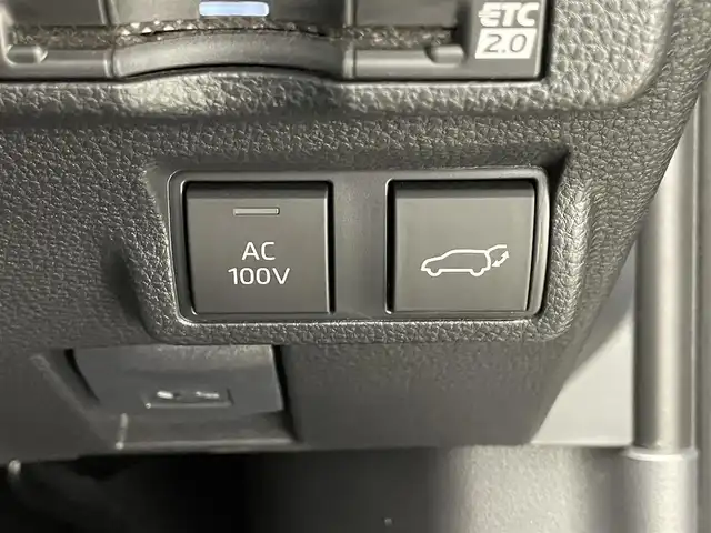 トヨタ カローラ クロス ハイブリッド Z 滋賀県 2024(令6)年 1.8万km アティチュードブラックマイカ モデリスタエアロ/パノラマルーフ/純正10.5インチナビ/・Bluetooth/USB/Miracast/フルセグ/パワーリアゲート/ハーフレザーシート/ブラインドスポットモニター/シートヒーター/バックカメラ/LEDヘッドライト/電子パーキング/前後ソナー/ステアリングリモコン/ルーフレール/純正１８AW/ビルトインETC/前後ドライブレコーダー