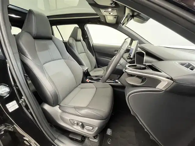 トヨタ カローラ クロス ハイブリッド Z 滋賀県 2024(令6)年 1.8万km アティチュードブラックマイカ モデリスタエアロ/パノラマルーフ/純正10.5インチナビ/・Bluetooth/USB/Miracast/フルセグ/パワーリアゲート/ハーフレザーシート/ブラインドスポットモニター/シートヒーター/バックカメラ/LEDヘッドライト/電子パーキング/前後ソナー/ステアリングリモコン/ルーフレール/純正１８AW/ビルトインETC/前後ドライブレコーダー