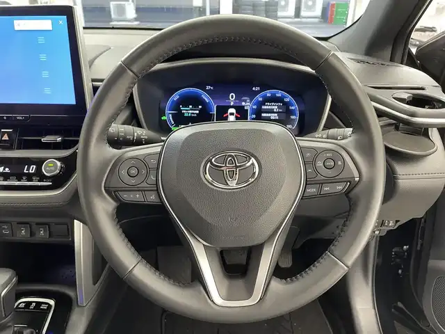 トヨタ カローラ クロス ハイブリッド Z 滋賀県 2024(令6)年 1.8万km アティチュードブラックマイカ モデリスタエアロ/パノラマルーフ/純正10.5インチナビ/・Bluetooth/USB/Miracast/フルセグ/パワーリアゲート/ハーフレザーシート/ブラインドスポットモニター/シートヒーター/バックカメラ/LEDヘッドライト/電子パーキング/前後ソナー/ステアリングリモコン/ルーフレール/純正１８AW/ビルトインETC/前後ドライブレコーダー