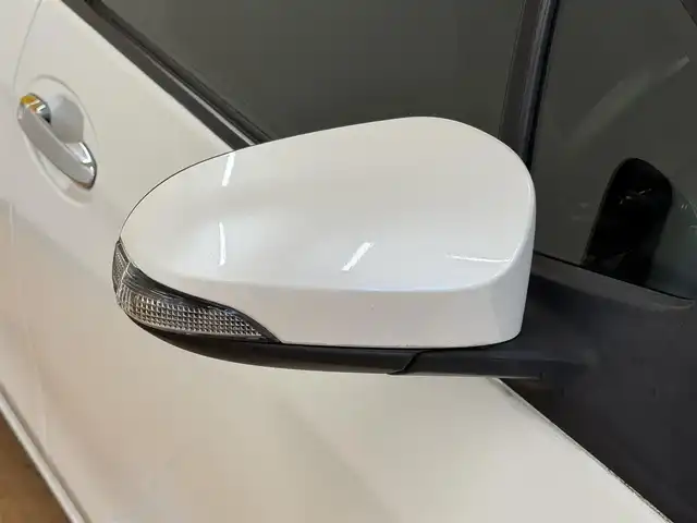 トヨタ ヴィッツ F セーフティーエディションⅢ 群馬県 2019(平31)年 3.9万km ホワイトパールクリスタルシャイン トヨタセーフティーセンス/・衝突軽減ブレーキ/・クリアランスソナー/・オートライト/・オートマチックハイビーム/・レーンキープアシスト/・横滑り防止/純正7インチワイドナビ/・AM/FM/ワンセグTV/CD/・Bluetooth/SD/ AUX/バックカメラ/LEDヘッドライト/フォグランプ/純正ETC/純正ドライブレコーダー/純正フロアマット/純正ドアバイザー/スマートキー/プッシュスタート