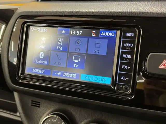トヨタ ヴィッツ F セーフティーエディションⅢ 群馬県 2019(平31)年 3.9万km ホワイトパールクリスタルシャイン トヨタセーフティーセンス/・衝突軽減ブレーキ/・クリアランスソナー/・オートライト/・オートマチックハイビーム/・レーンキープアシスト/・横滑り防止/純正7インチワイドナビ/・AM/FM/ワンセグTV/CD/・Bluetooth/SD/ AUX/バックカメラ/LEDヘッドライト/フォグランプ/純正ETC/純正ドライブレコーダー/純正フロアマット/純正ドアバイザー/スマートキー/プッシュスタート