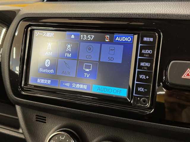 トヨタ ヴィッツ F セーフティーエディションⅢ 群馬県 2019(平31)年 3.9万km ホワイトパールクリスタルシャイン トヨタセーフティーセンス/・衝突軽減ブレーキ/・クリアランスソナー/・オートライト/・オートマチックハイビーム/・レーンキープアシスト/・横滑り防止/純正7インチワイドナビ/・AM/FM/ワンセグTV/CD/・Bluetooth/SD/ AUX/バックカメラ/LEDヘッドライト/フォグランプ/純正ETC/純正ドライブレコーダー/純正フロアマット/純正ドアバイザー/スマートキー/プッシュスタート