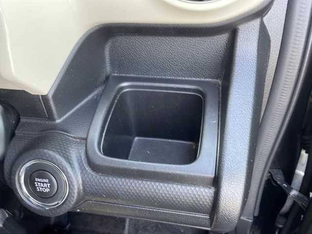 スズキ クロスビー HYBRID MZ 新潟県 2018(平30)年 8.2万km ミネラルグレーM 4WD/純正8インチナビ(AVIC-CLS900ZS2)/(AM/FM/CD/DVD/SD/Bluetooth)/フルセグTV/デュアルセンサーブレーキサポート/クルーズコントロール/バックカメラ/コーナーセンサー/ビルトインETC/パドルシフト/D/N席シートヒーター/純正アルミホイール/純正フロアマット/LEDヘッドライト/プッシュスタート/スマートキー/スペアキー×1/保証書