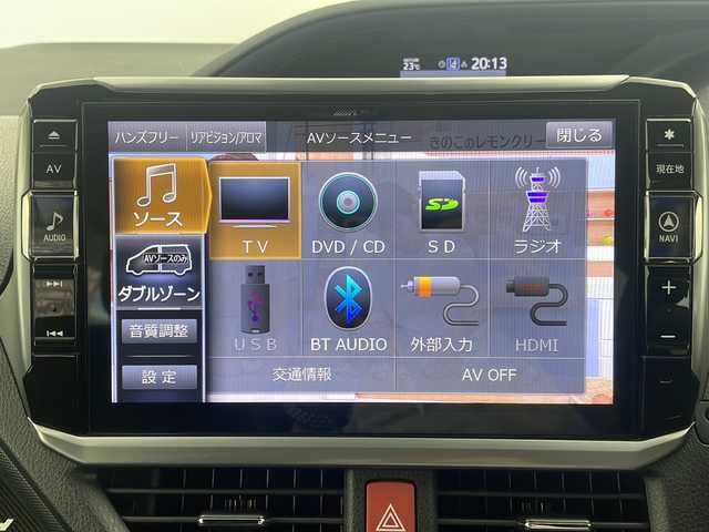 トヨタ ノア ハイブリッド Si ダブルバイビー 栃木県 2018(平30)年 5.7万km ホワイトパールクリスタルシャイン アルパイン11型ナビ/　　CD/DVD/Bluetooth/AM/FM/フルセグ/バックカメラ/ETC/トヨタセーフティーセンス /・プリクラッシュセーフティ/・オートマチックハイビーム/・レーンデパーチャーアラート/クルーズコントロール/アルパイン後席モニター/両側パワースライドドア/ハーフレザーシート/シートヒーター/純正16インチAW/オートライト/LEDヘッドライト/フォグランプ/革巻きステアリング/ステアリングスイッチ/プッシュスタート/スマートキー