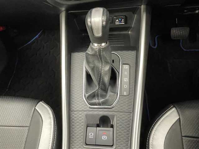 ダイハツ ロッキー プレミアム G HEV 熊本県 2021(令3)年 5.2万km ブラックマイカメタリック/シャイニングホワイトパール 禁煙車/アルパイン9インチナビ（ＣＤ・ＤＶＤ・フルセグ・ＢＴ・ＳＤ・ＨＤＭＩ・ＵＳＢ）/バックカメラ　/純正前後ドライブレコーダー　/ビルトインＥＴＣ２．０　/前後クリアランスソナー　/前席シートヒーター　/スマートアシスト/・衝突回避支援ブレーキ/・衝突警報機能/・車線逸脱抑制機能/・車線逸脱警報機能/・ふらつき警報機能/・路側逸脱警報機能/・ふらつき警報機能/・先行車発進お知らせ機能/・標識認識システム/・レーダークルーズコントロール/横滑り防止/100V充電/純正フロアマット/純正17インチAW/オートライト/オートマチックハイビーム/フォグランプ/スマートキー/プッシュスタート