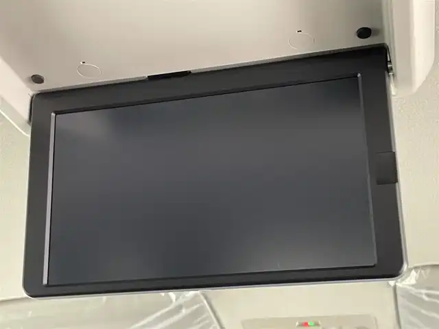 日産 セレナ e－パワー ハイウェイスター V 愛知県 2025(令7)年 0.1千km 白 登録済未使用車　純１２．３型ＤＡナビＴＶ　禁煙　純正１１型後席モニター　全方位カメラ　プロパイロット　ＢＳＭ　内蔵前後ドラレコ　デジタルインナーミラー　ＨＤＭＩ　ワイヤレス充電　衝突軽減　ハンドル支援　LEDオートライト　フォグ　コーナーセンサー/e-POWER　ハイウエイスターV　ヘッドランプ オートレベライザー+アダプティブLEDヘッドライトシステム+インテリジェント アラウンドビューモニター（移動物 検知機能付）+インテリジェント ルームミラー+アドバンスドドライブアシストディスプレイ（12.3インチカラーディスプレイ）+統合型インターフェースディスプレイ+ワイヤレス充電器+6スピーカー+NissanConnectナビゲーションシステム（地デジ内蔵）+車載通信ユニット（TCU［Telematics Control Unit］）+ETC2.0ユニット（ビルトインタイプ）+ドライブレコーダー（前後セット）+プロパイロット（ナビリンク機能付）+プロパイロット緊急停止支援システム（SOSコール機能付）+SOSコール（488/400円）後席専用モニターHDMI NissanConnectナビ付車用(125/400円)両側パワースライドドア