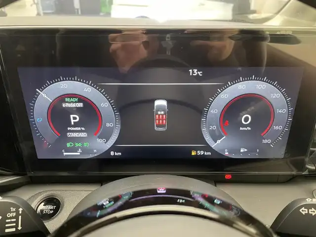 日産 セレナ e－パワー ハイウェイスター V 愛知県 2025(令7)年 0.1千km 白 登録済未使用車　純１２．３型ＤＡナビＴＶ　禁煙　純正１１型後席モニター　全方位カメラ　プロパイロット　ＢＳＭ　内蔵前後ドラレコ　デジタルインナーミラー　ＨＤＭＩ　ワイヤレス充電　衝突軽減　ハンドル支援　LEDオートライト　フォグ　コーナーセンサー/e-POWER　ハイウエイスターV　ヘッドランプ オートレベライザー+アダプティブLEDヘッドライトシステム+インテリジェント アラウンドビューモニター（移動物 検知機能付）+インテリジェント ルームミラー+アドバンスドドライブアシストディスプレイ（12.3インチカラーディスプレイ）+統合型インターフェースディスプレイ+ワイヤレス充電器+6スピーカー+NissanConnectナビゲーションシステム（地デジ内蔵）+車載通信ユニット（TCU［Telematics Control Unit］）+ETC2.0ユニット（ビルトインタイプ）+ドライブレコーダー（前後セット）+プロパイロット（ナビリンク機能付）+プロパイロット緊急停止支援システム（SOSコール機能付）+SOSコール（488/400円）後席専用モニターHDMI NissanConnectナビ付車用(125/400円)両側パワースライドドア