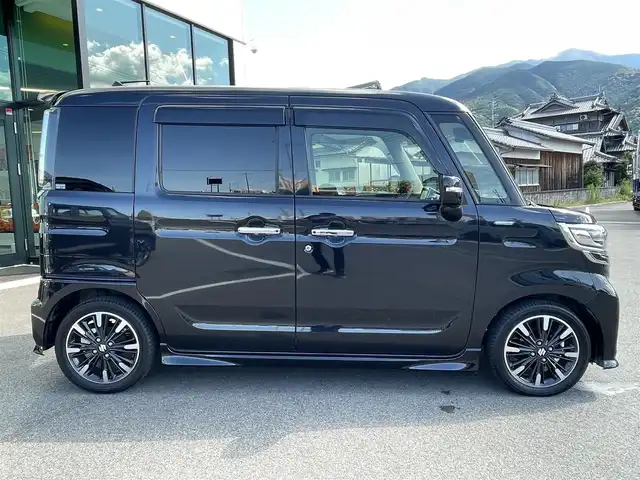 スズキ スペーシア カスタム HYBRID XS ターボ 愛媛県 2019(令1)年 6.1万km ブルーイッシュブラックパール3 純正ナビ（Bluetooth/フルセグTV/DVD再生）/両側パワースライドドア/アラウンドビューモニター/ハーフレザーシート/シートヒーター/クルーズコントロール/ETC/前方ドライブレコーダー/ドアバイザー/テレビキャンセラー/純正フロアマット/後方コーナーセンサー/LEDヘッドライト/フォグランプ