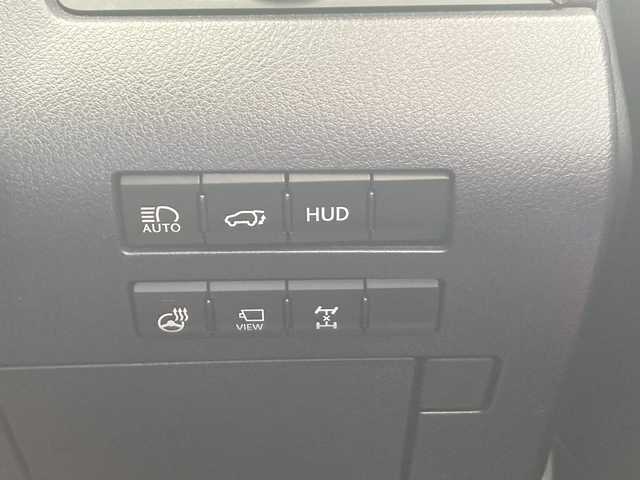 レクサス ＲＸ 200t Fスポーツ 佐賀県 2015(平27)年 9.6万km ホワイトノーヴァガラスフレーク サンルーフ/純正ナビ/パノラマミックビューモニター/プリクラッシュセーフティ/レーンディパーチャーアラート/オートハイビーム/アダプティブクルーズコントロール/クリアランスソナー/ブラインドスポットモニター/リアクロストラフィックアラート/ヘッドアップディスプレイ/電動パーキングブレーキ/オートブレーキホールド/赤革シート/シートヒーター/エアシート/メモリパワーシート/ステアリングヒーター/ステアリングリモコン/パワーバックドア/ドライブレコーダー/ビルトインETC2.0/プッシュスタート/スマートキー/3眼LEDヘッドライト/フォグライト/純正アルミホイール