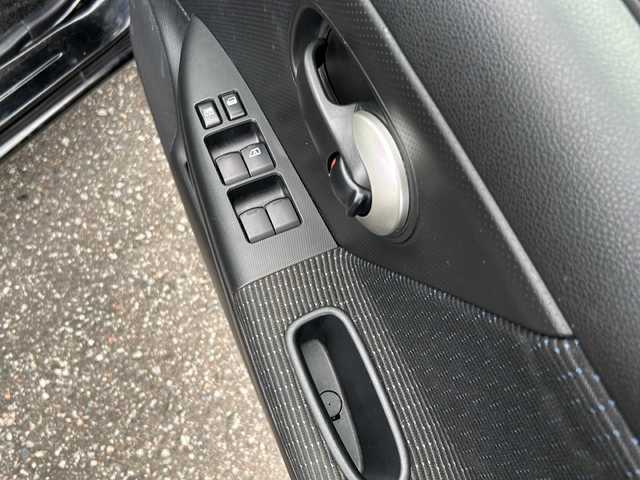 日産 ノート 15X 富山県 2010(平22)年 11.5万km スーパーブラック ETC/純正ナビ（HC510D-A）/Bluetooth/DVD/CD再生/デジタルTV/純正フロアマット/ドアバイザー/Wエアバッグ/保証書/取説/ナビ取説