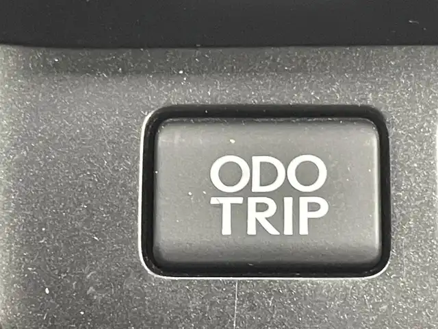 レクサス ＵＸ 250h Fスポーツ 群馬県 2019(平31)年 5.3万km ホワイトノーヴァガラスフレーク 禁煙車　純正ナビ　Bluetooth　フルセグ　バックカメラ　シートヒーター　衝突軽減システム　レクサスセーフティ　パワーバックドア　パワーシート　ドライブレコーダー　ETC　オートマチックハイビーム